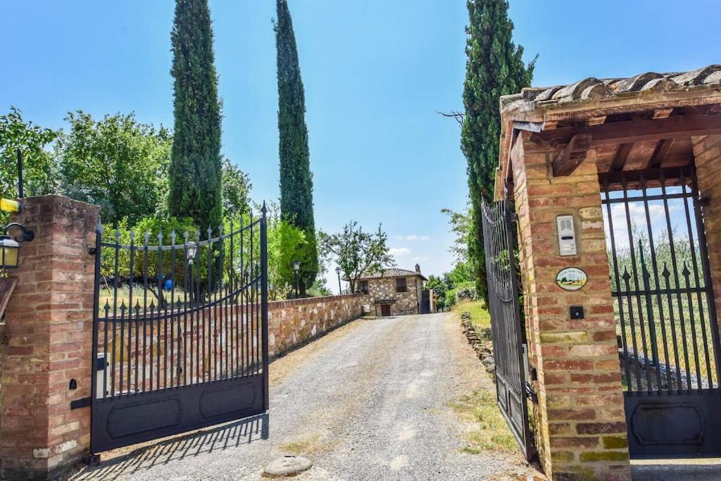 Agriturismo Podere Biancospino Piscina Privata Chianciano Terme Exterior photo